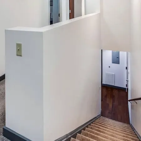 Centric Modern Loft W/ King Beds & Smart Gametable Villa Rochester Exterior photo